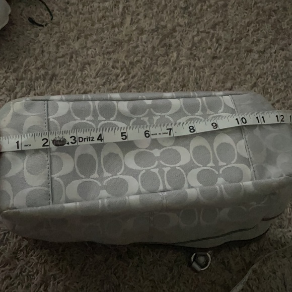 Coach Purse - Picture 6 of 8